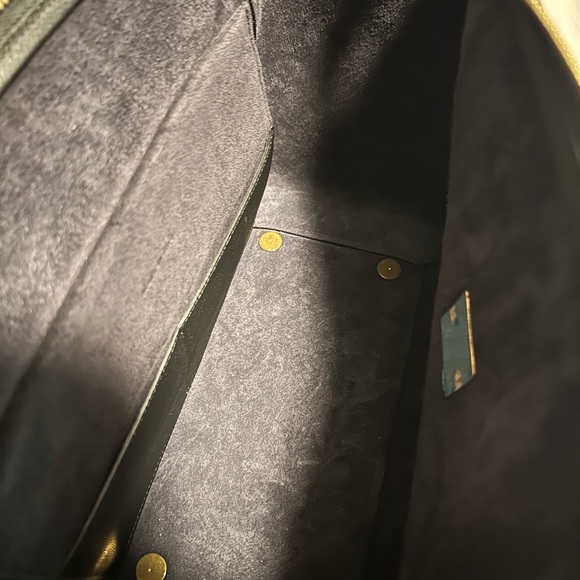 MINI BELT BAG IN GRAINED CALFSKIN
BLACK - Picture 4 of 7